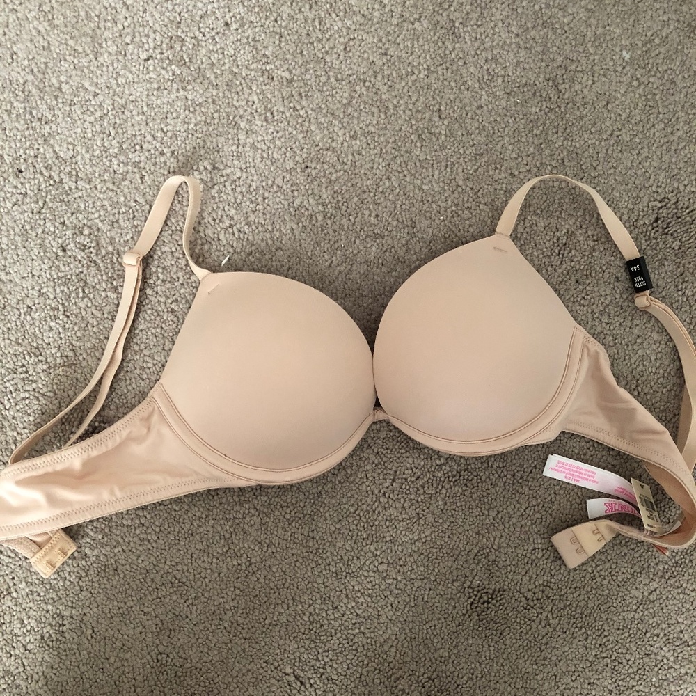 NWT Victoria's Secret Super Push Bra 34A